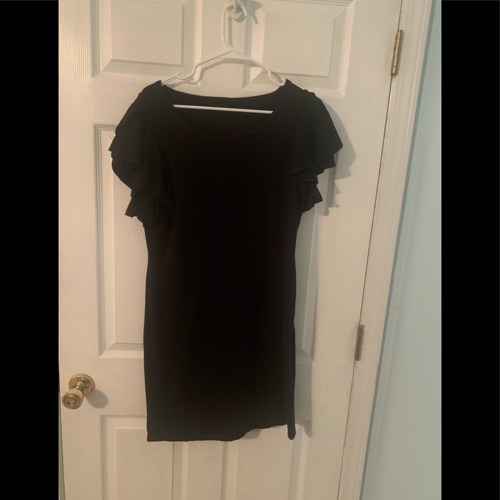Black ruffle sleeve knit dress